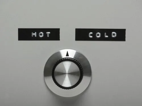 hot and cold aisle in data center