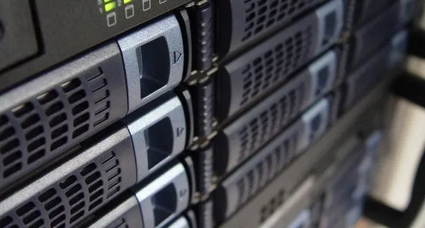 dedicated server vs vps vs cloud